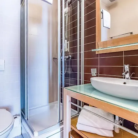 Amazing In With Outdoor Swimming Pool, Sauna And Swimming Pool Διαμέρισμα *